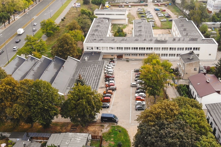 Szkoła widok z drona